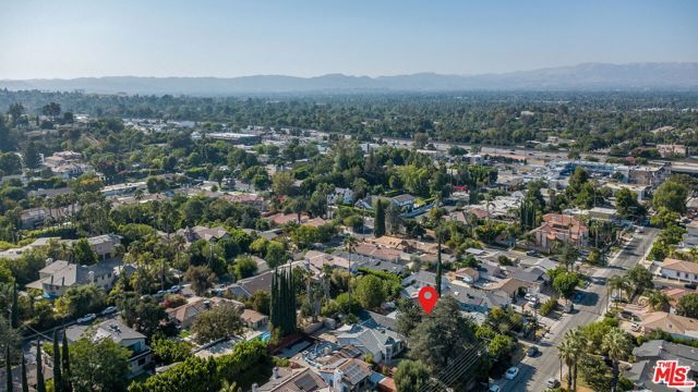 5433 Tampa Avenue, Los Angeles, CA 91356