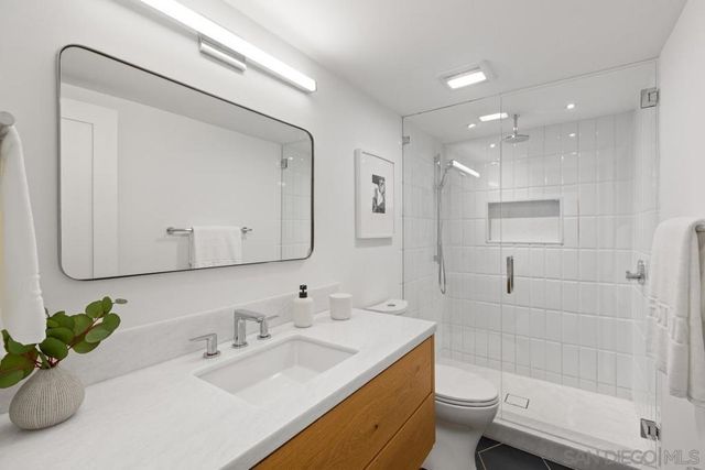 744 Bonair St, La Jolla, CA 92037