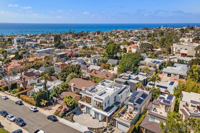 744 Bonair St, La Jolla, CA 92037