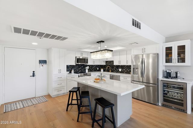 7920 E CAMELBACK Road 605, Scottsdale, AZ 85251