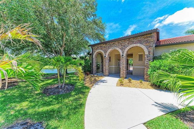2084 LA PALMA AVENUE, Port Charlotte, FL 33953