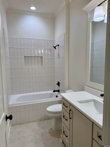 204 Fletcher Ridge Drive, Little Rock, AR 72223