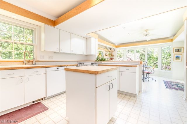 23425 Duffield Road, Shaker Heights, OH 44122