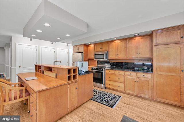 251 POPLAR LN, Elizabethtown, PA 17022