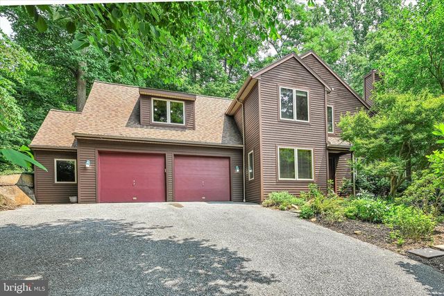 251 POPLAR LN, Elizabethtown, PA 17022