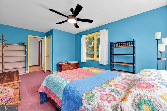 251 POPLAR LN, Elizabethtown, PA 17022