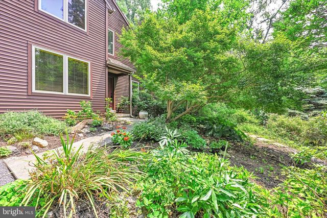 251 POPLAR LN, Elizabethtown, PA 17022