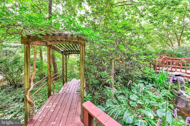 251 POPLAR LN, Elizabethtown, PA 17022