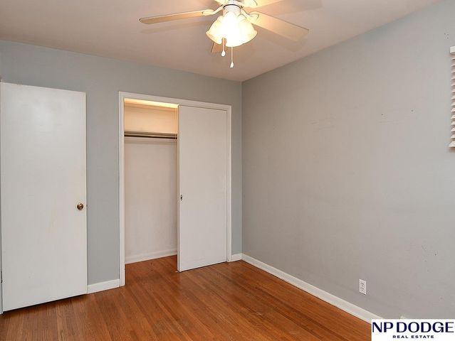 6826 Pacific Street, Omaha, NE 68106