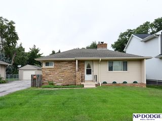 6826 Pacific Street, Omaha, NE 68106
