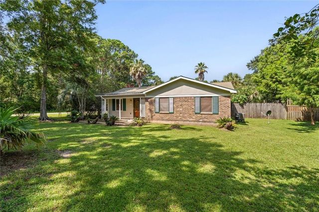 6738 Bay Road, Mobile, AL 36605