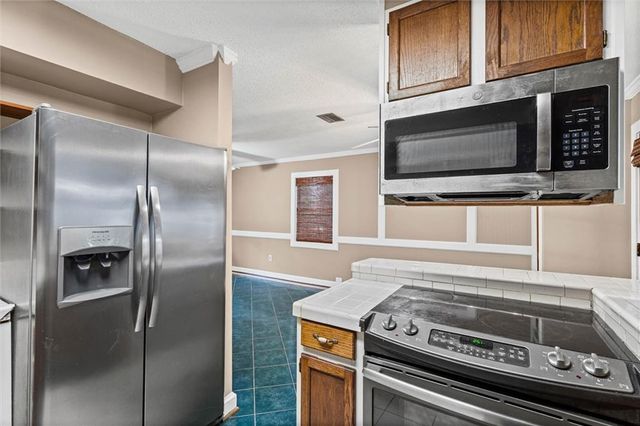 6738 Bay Road, Mobile, AL 36605