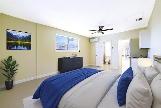 3730 NE 13th Terrace, Pompano Beach, FL 33064