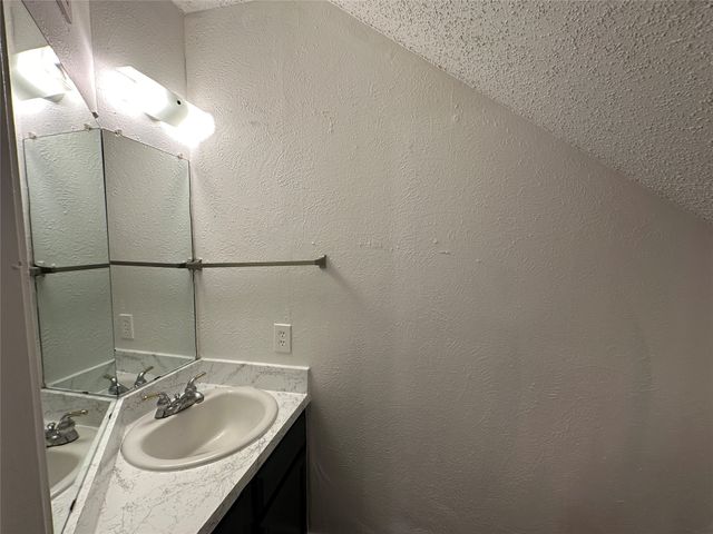 9696 Walnut Street 505, Dallas, TX 75243