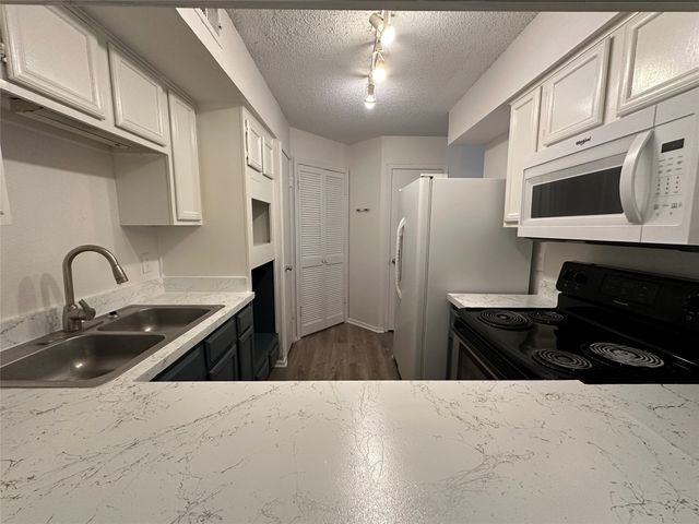 9696 Walnut Street 505, Dallas, TX 75243