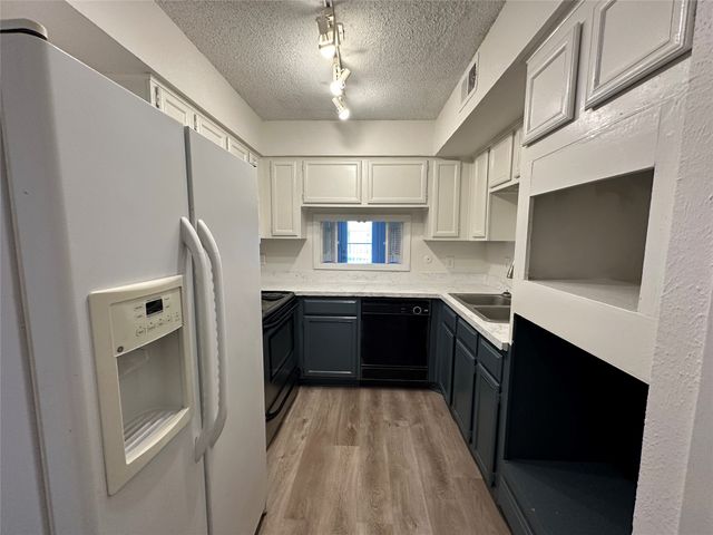 9696 Walnut Street 505, Dallas, TX 75243