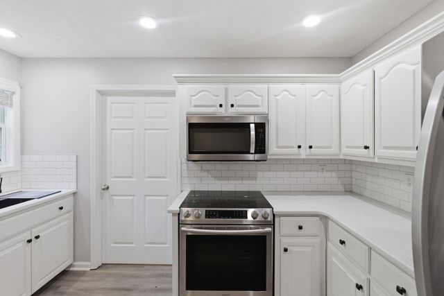 45 Bill Ct, Waverly, TN 37185