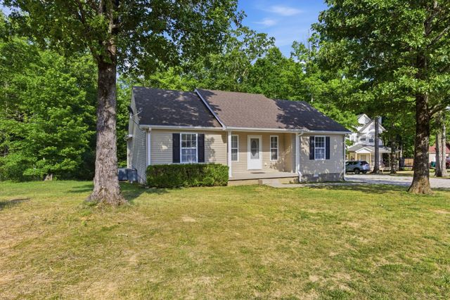 45 Bill Ct, Waverly, TN 37185