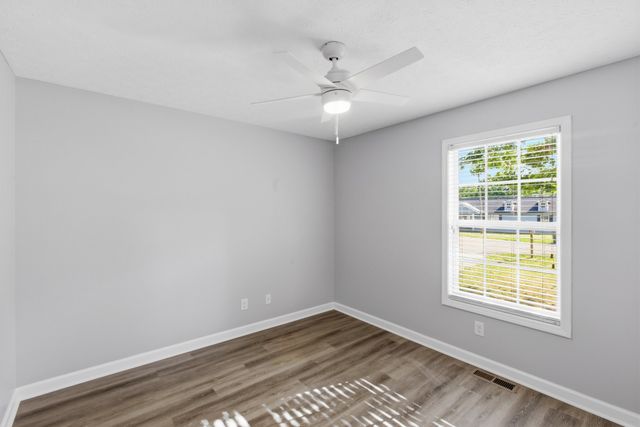 45 Bill Ct, Waverly, TN 37185