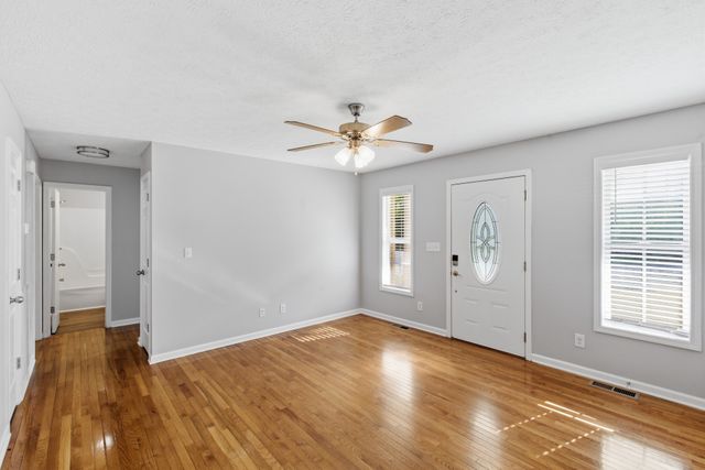 45 Bill Ct, Waverly, TN 37185