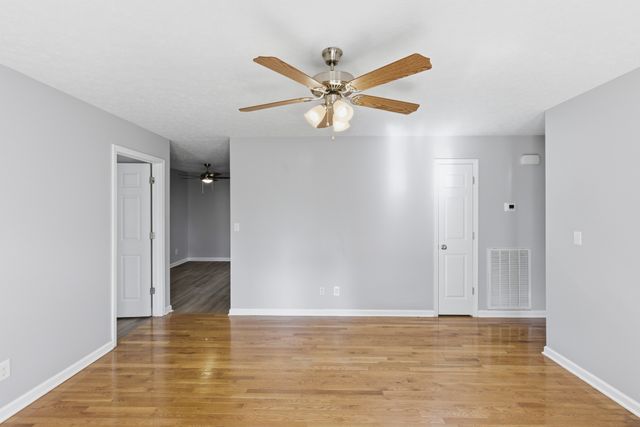 45 Bill Ct, Waverly, TN 37185