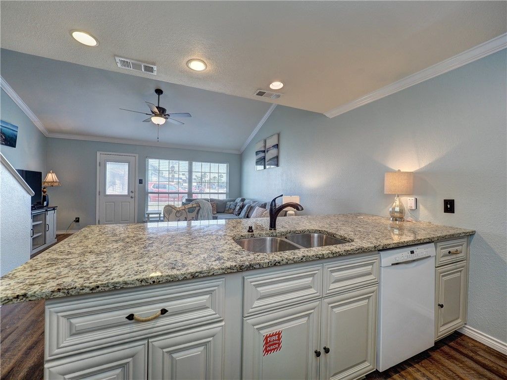 715 Beach Access Road 1a 1407, Port Aransas, TX 78373 — photo 5