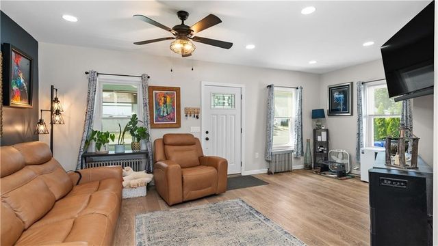 11 IVY Street, West Warwick, RI 02893