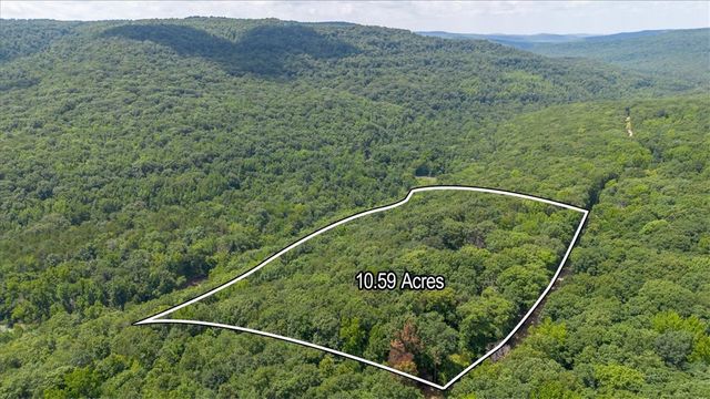 10619 Old Cabin Road, Winslow, AR 72959