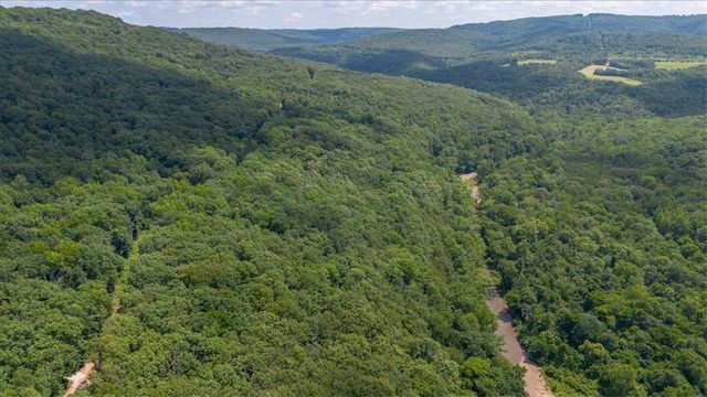 10619 Old Cabin Road, Winslow, AR 72959