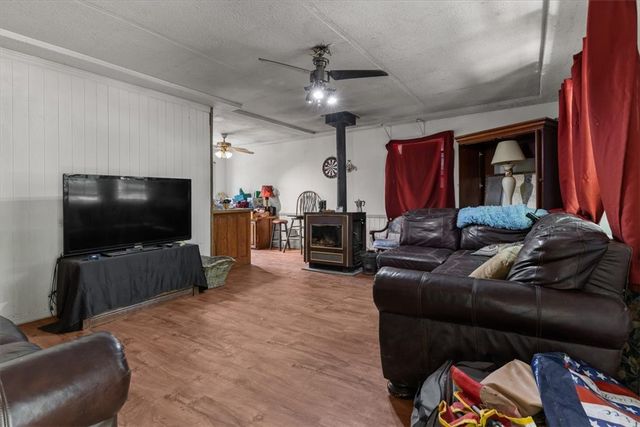 10619 Old Cabin Road, Winslow, AR 72959