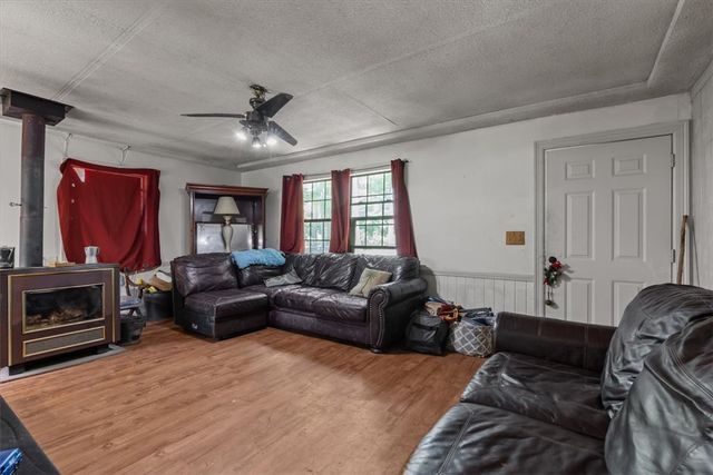 10619 Old Cabin Road, Winslow, AR 72959