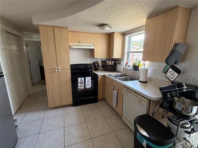 4030 DALWOOD DRIVE, Holiday, FL 34691