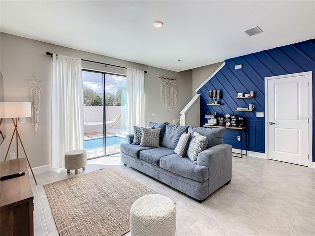 208 VILLA DOMANI CIRCLE, Davenport, FL 33896