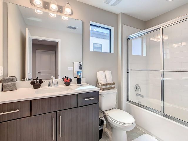 208 VILLA DOMANI CIRCLE, Davenport, FL 33896