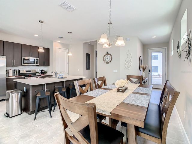 208 VILLA DOMANI CIRCLE, Davenport, FL 33896