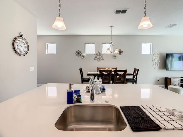 208 VILLA DOMANI CIRCLE, Davenport, FL 33896