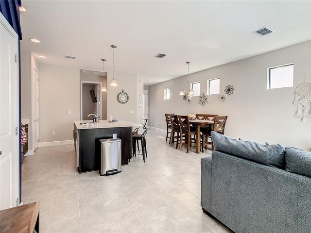 208 VILLA DOMANI CIRCLE, Davenport, FL 33896