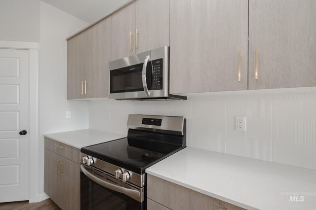 17381 N Aspen Springs Way, Nampa, ID 83687