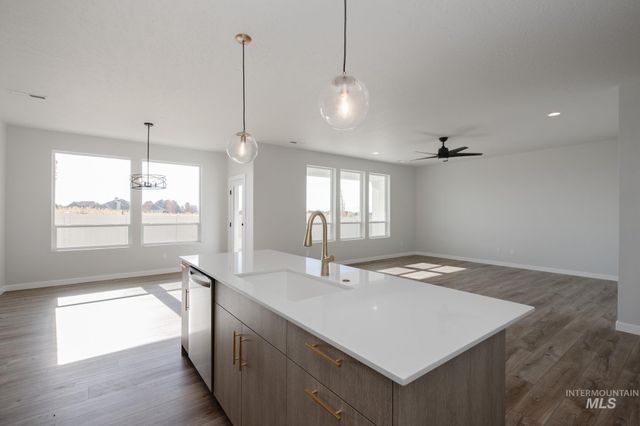 17381 N Aspen Springs Way, Nampa, ID 83687