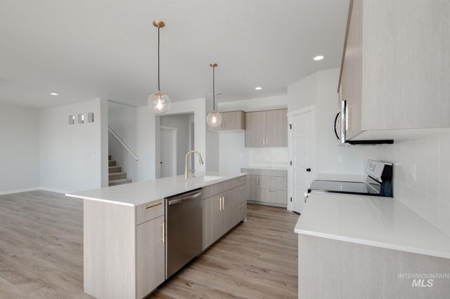 17381 N Aspen Springs Way, Nampa, ID 83687