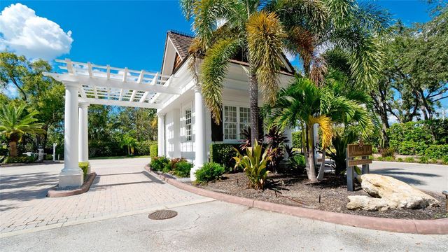 540 MAST DRIVE, Bradenton, FL 34208