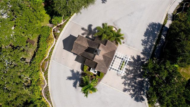 540 MAST DRIVE, Bradenton, FL 34208