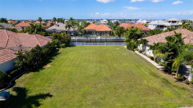 540 MAST DRIVE, Bradenton, FL 34208