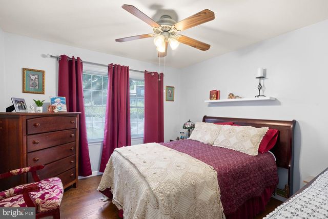 208 SUMMERS LN, New Freedom, PA 17349