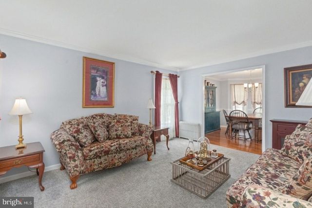 208 SUMMERS LN, New Freedom, PA 17349