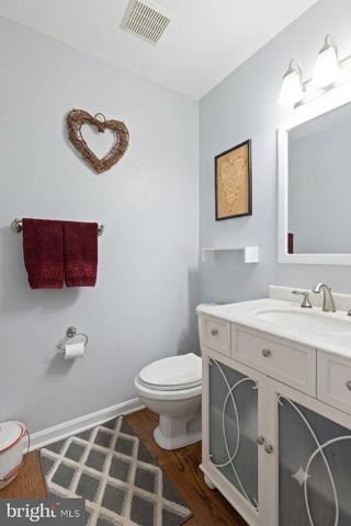 208 SUMMERS LN, New Freedom, PA 17349