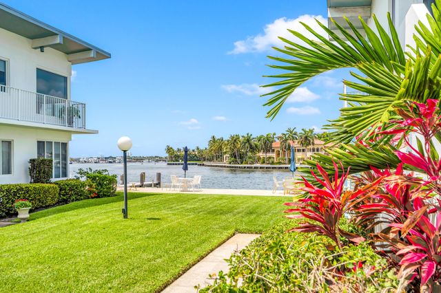 425 Bayshore Drive 15, Fort Lauderdale, FL 33304