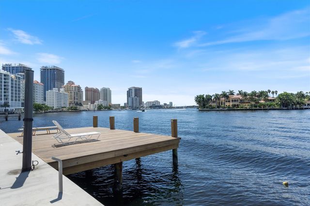 425 Bayshore Drive 15, Fort Lauderdale, FL 33304