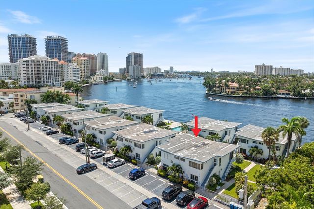 425 Bayshore Drive 15, Fort Lauderdale, FL 33304