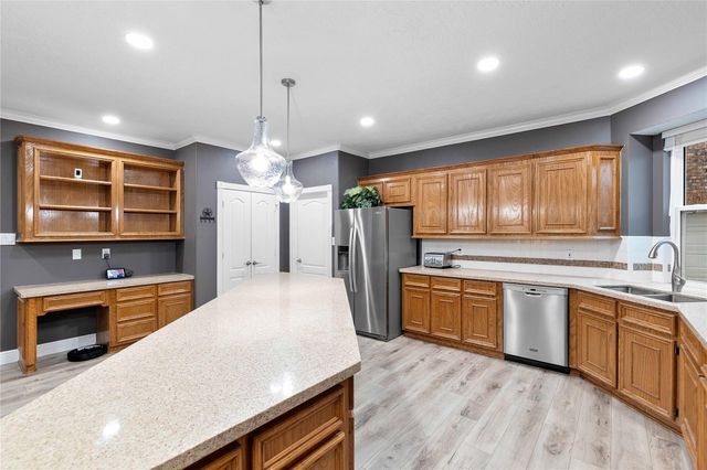 2509 Lakeside Drive, Seabrook, TX 77586